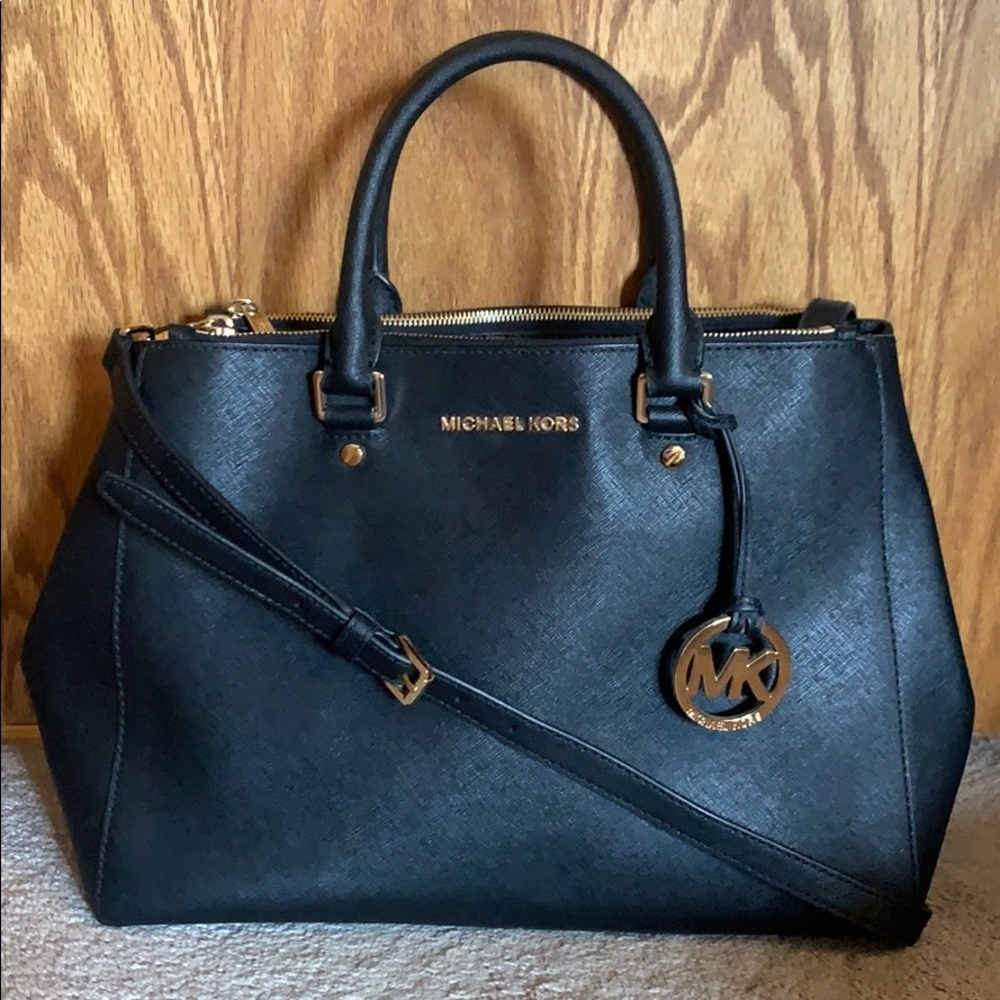 Authentic Michael Kors Saffiano Leather Bag